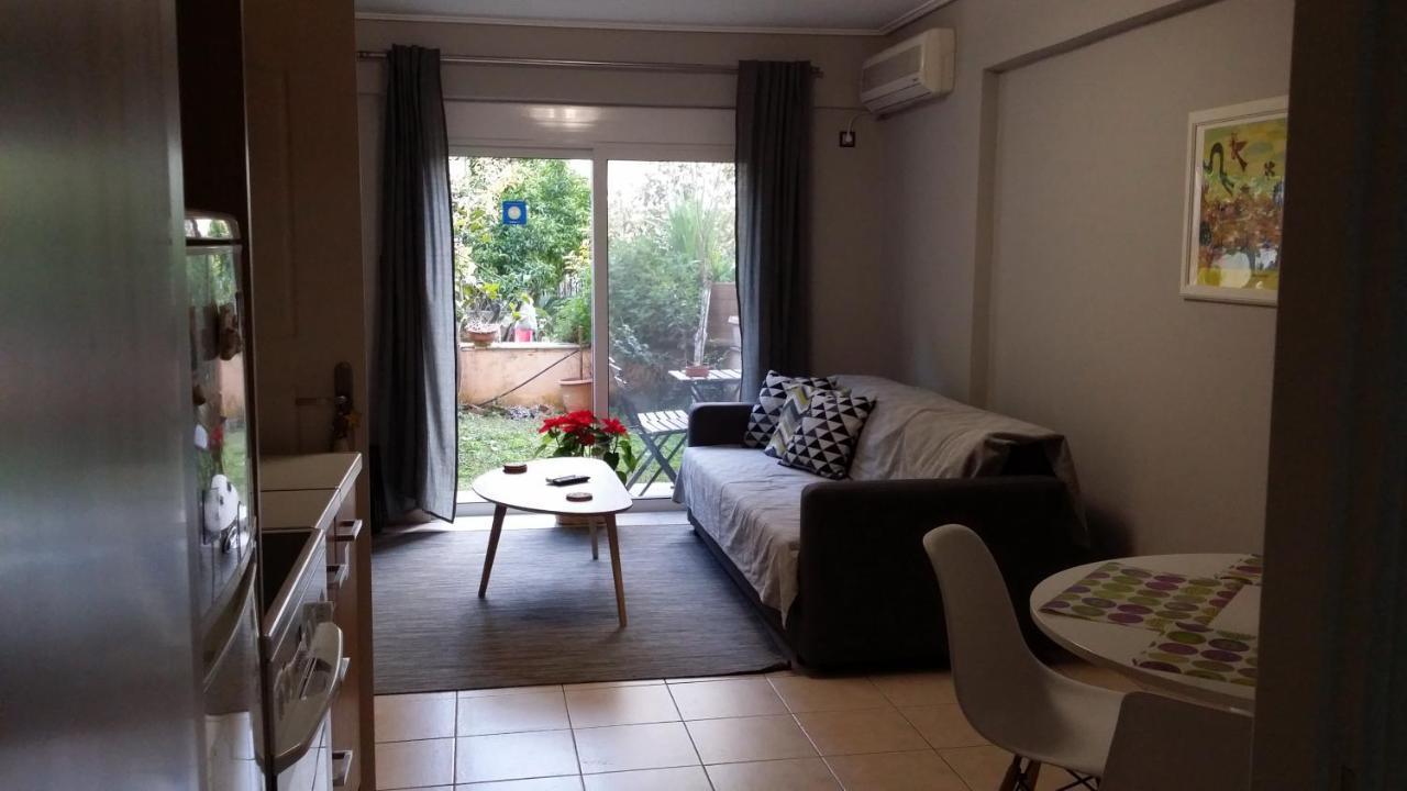 Athenian Apartment With Garden, Near Metro Station Chalandri Nu 3 Bagian luar foto